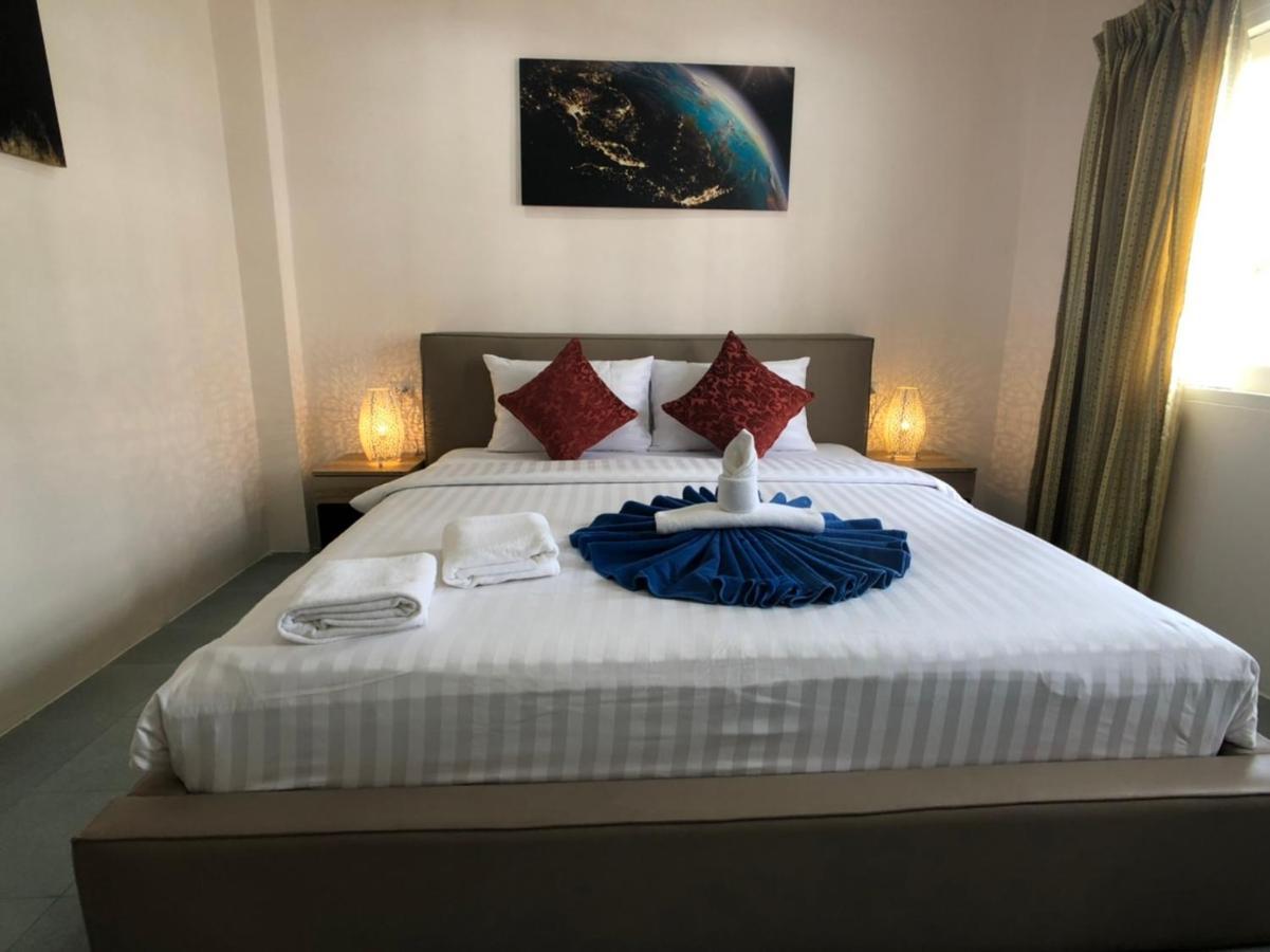Inn Dulgence Patong Luaran gambar