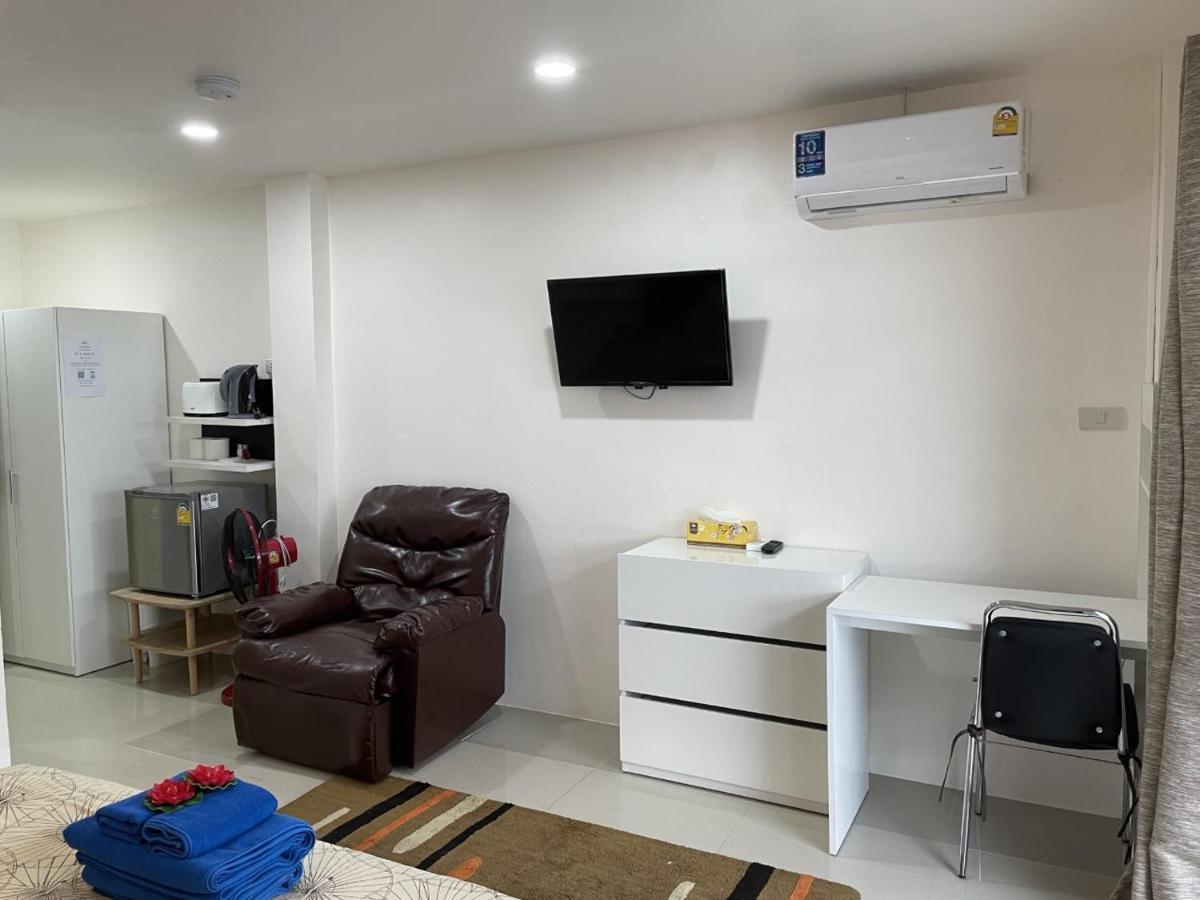 Inn Dulgence Patong Luaran gambar
